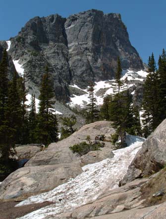 Photo of trail to Emerald Lake - covered with snow