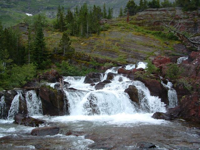 Redrocks waterfall photo