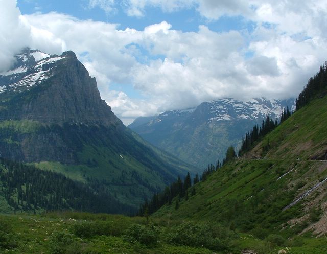 photo of view on Going to the Sun Road