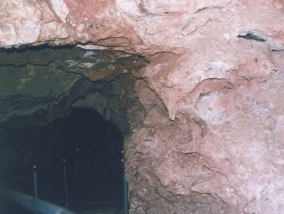 Photo inside Wind Cave by John Hunter