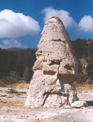 Photo of formation at Mammoth Hot Springs